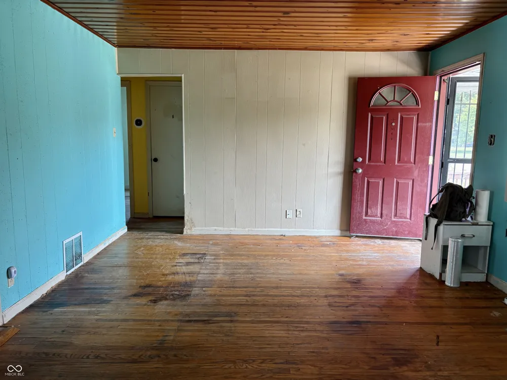 403 Fletcher Lane Beech Grove, IN 46107