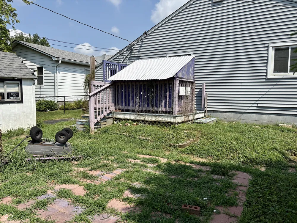 403 Fletcher Lane Beech Grove, IN 46107