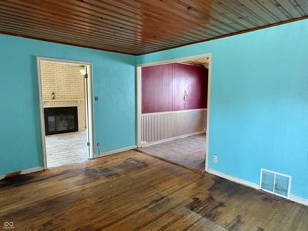 403 Fletcher Lane Beech Grove, IN 46107