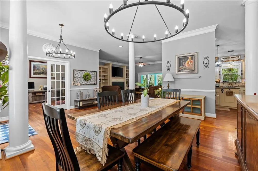 900 Old Four Notch Road Whitesburg, GA 30185