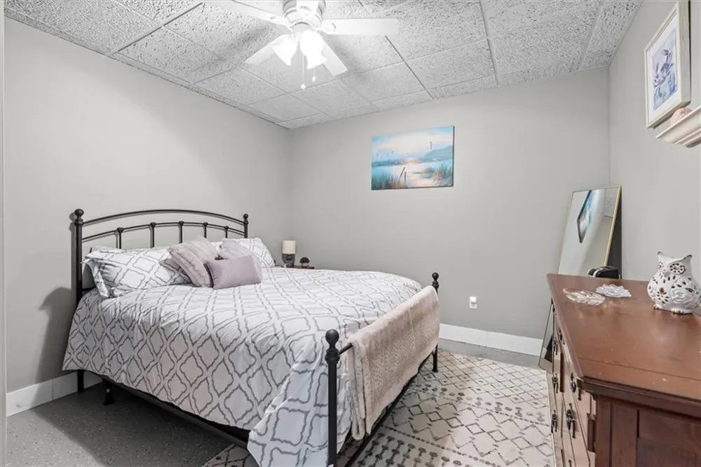 900 Old Four Notch Road Whitesburg, GA 30185