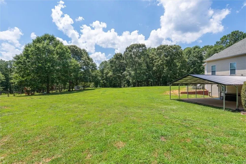 900 Old Four Notch Road Whitesburg, GA 30185