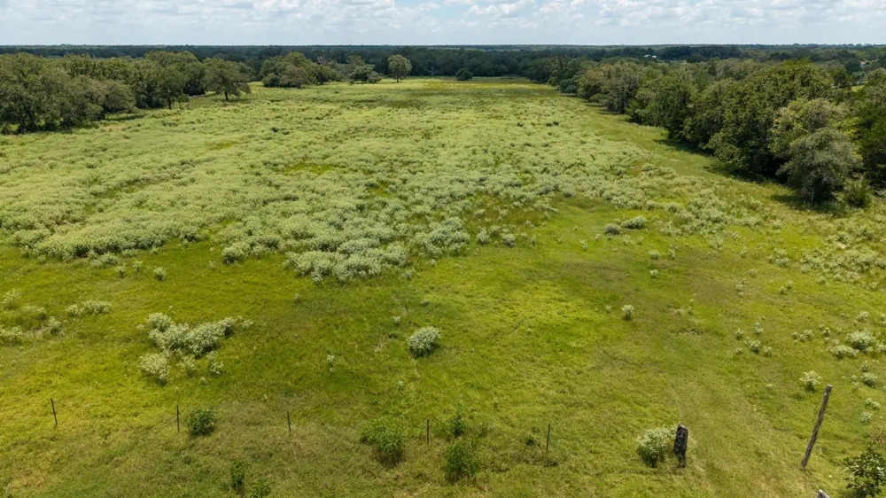 1130 County Road 1g Hallettsville, TX 77964