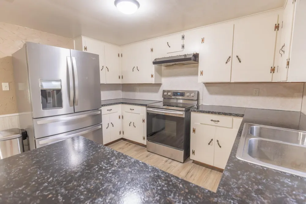 1130 County Road 1g Hallettsville, TX 77964