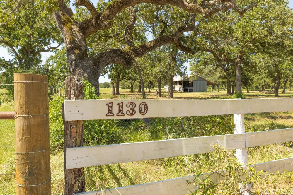 1130 County Road 1g Hallettsville, TX 77964