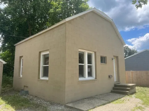 307 Walnut Street