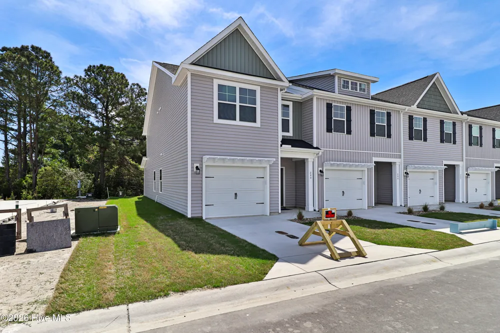 246 Cline Way #Unit 122, 1809 Live Oak Beaufort, NC 28516
