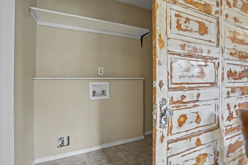 611 S Poplar Street Sapulpa, OK 74066
