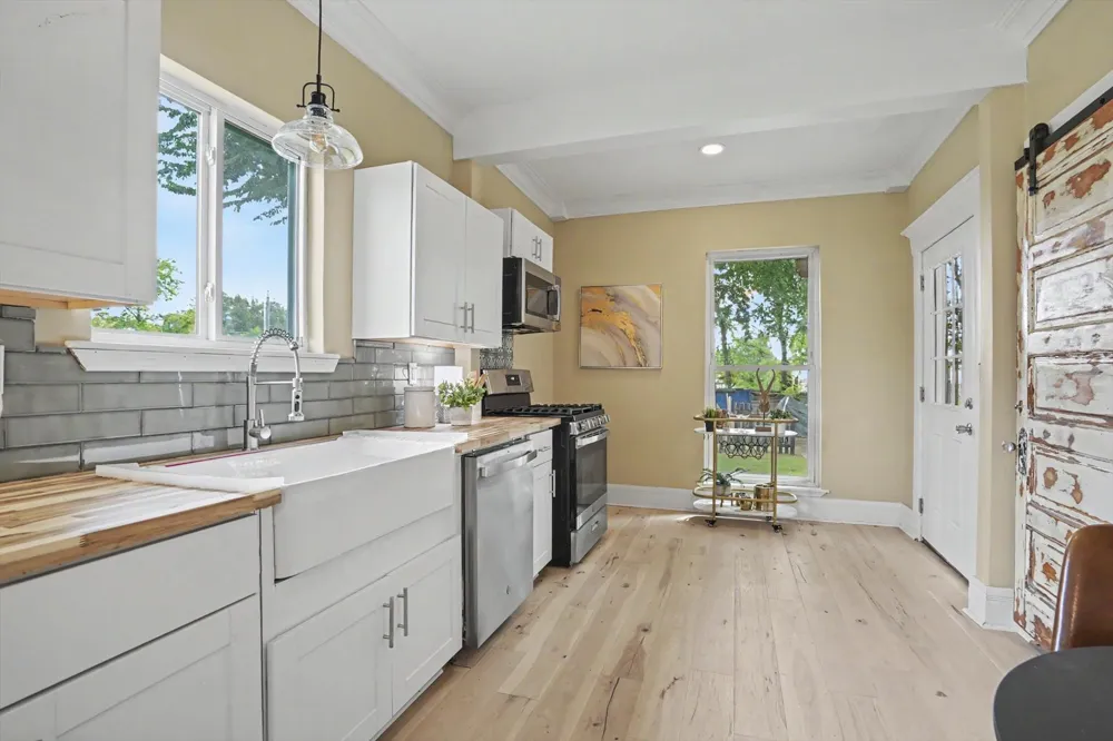 611 S Poplar Street Sapulpa, OK 74066