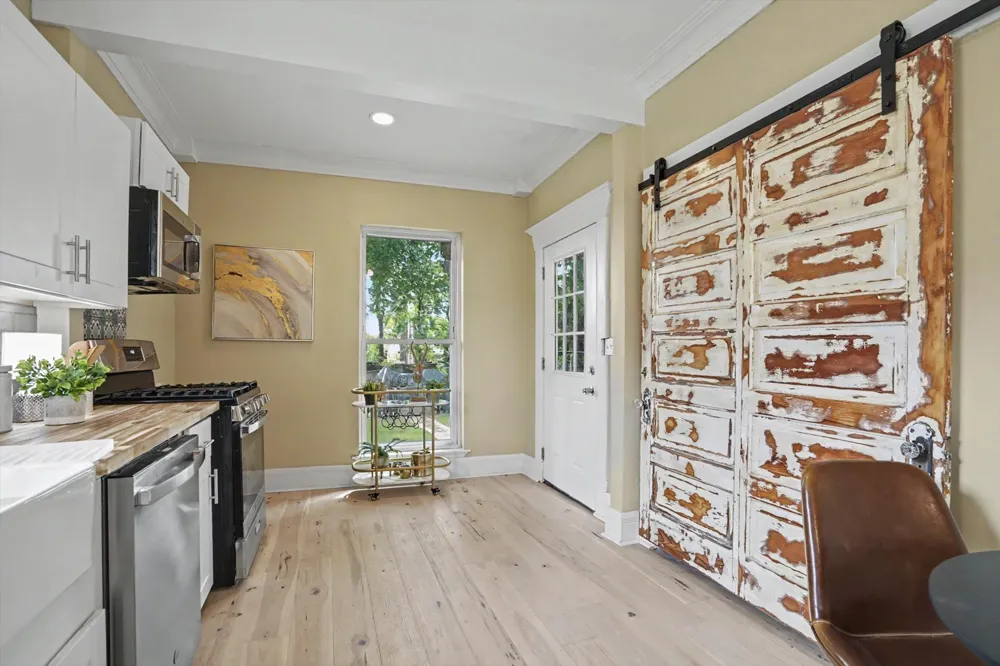 611 S Poplar Street Sapulpa, OK 74066