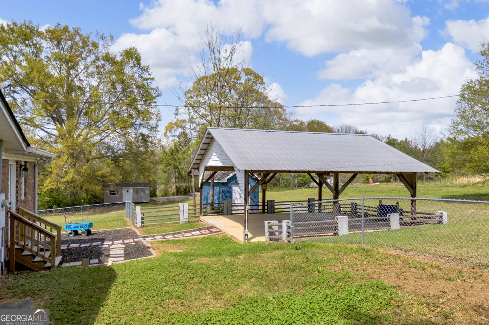 450 N Clarks Creek RD Martin, GA 30557