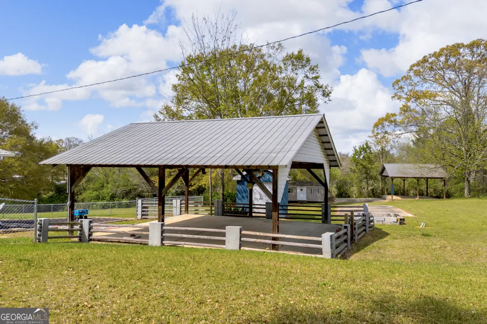 450 N Clarks Creek RD Martin, GA 30557