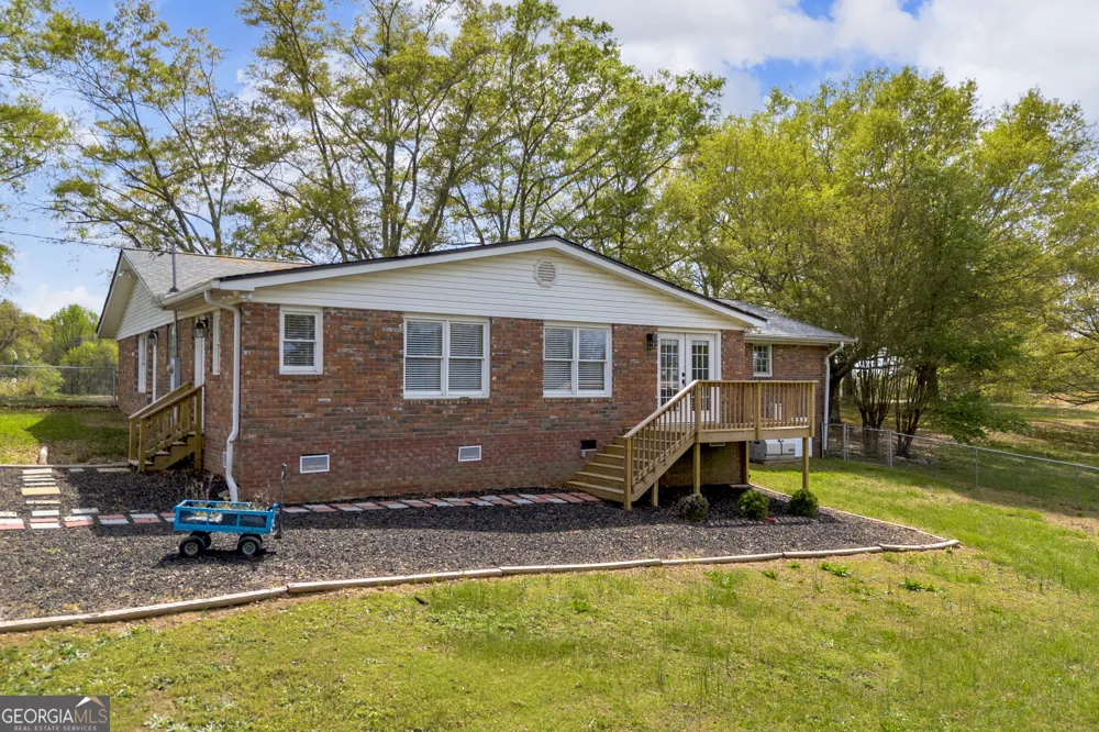 450 N Clarks Creek RD Martin, GA 30557
