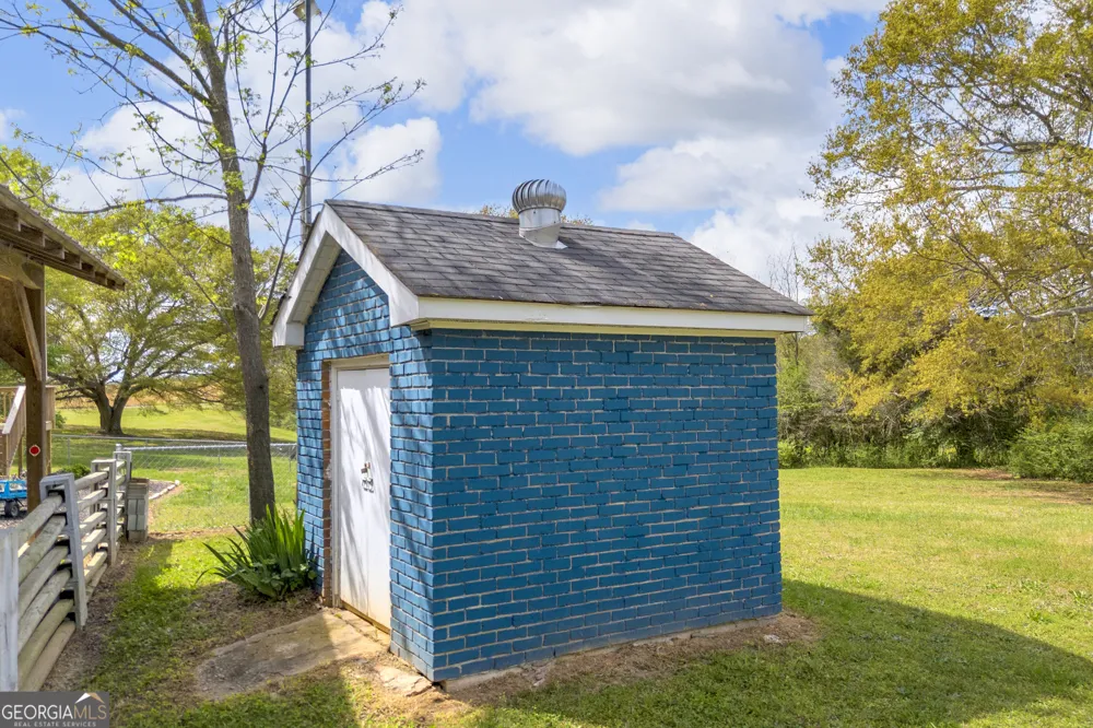 450 N Clarks Creek RD Martin, GA 30557