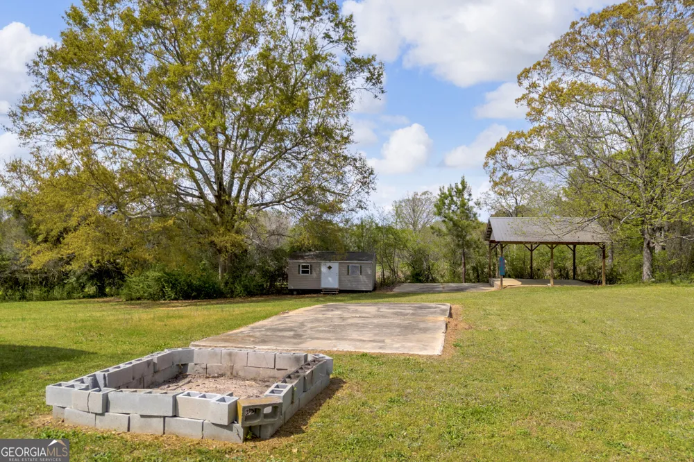 450 N Clarks Creek RD Martin, GA 30557