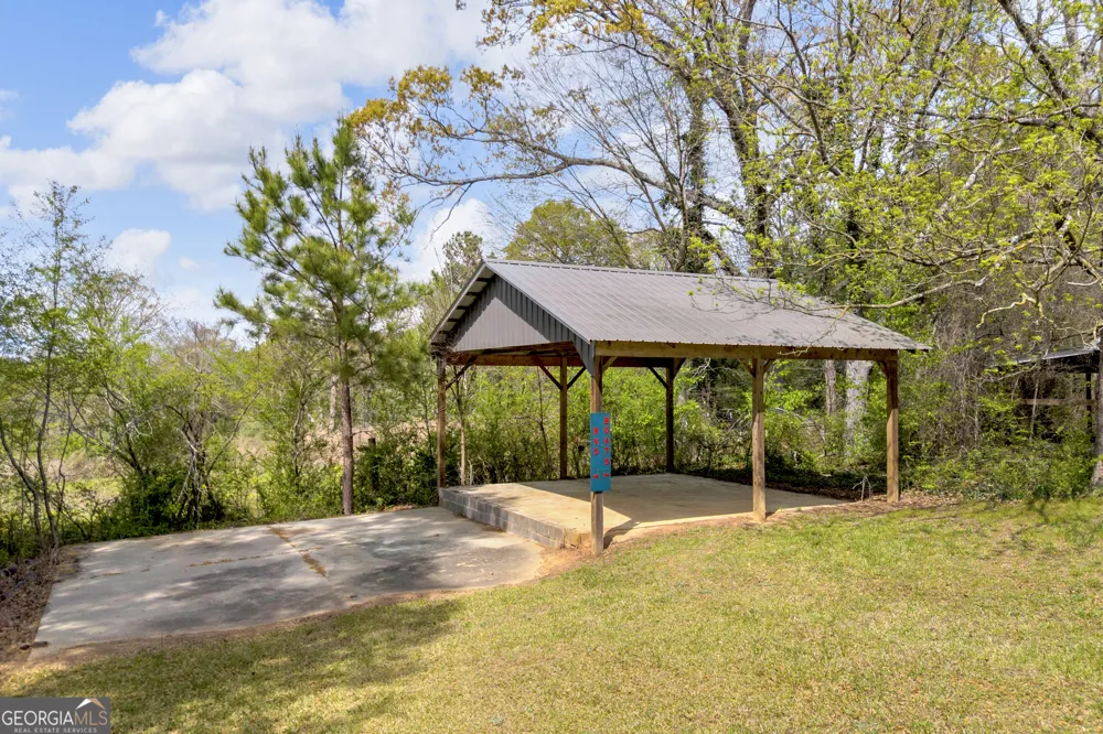 450 N Clarks Creek RD Martin, GA 30557