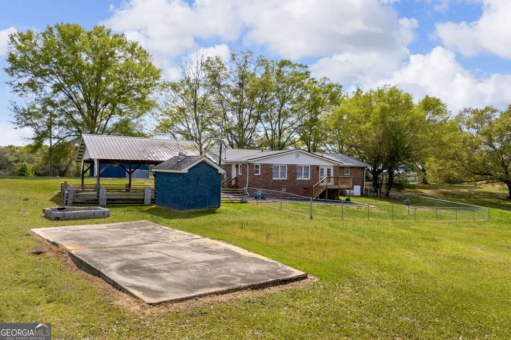 450 N Clarks Creek RD Martin, GA 30557