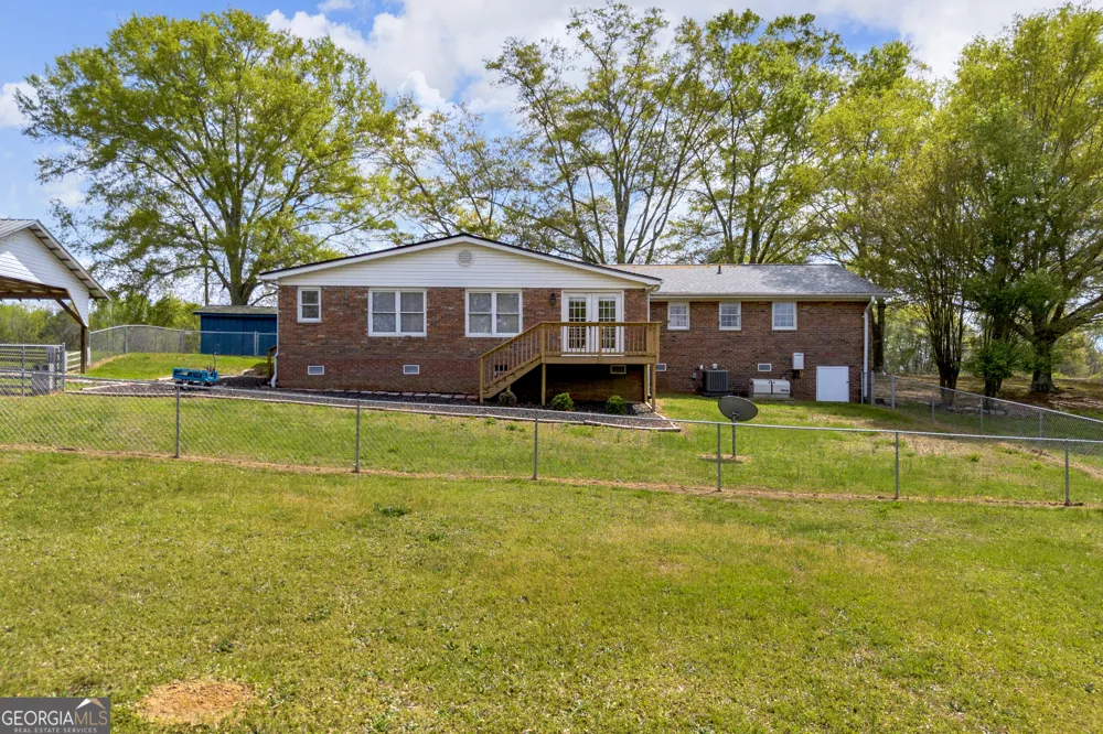 450 N Clarks Creek RD Martin, GA 30557