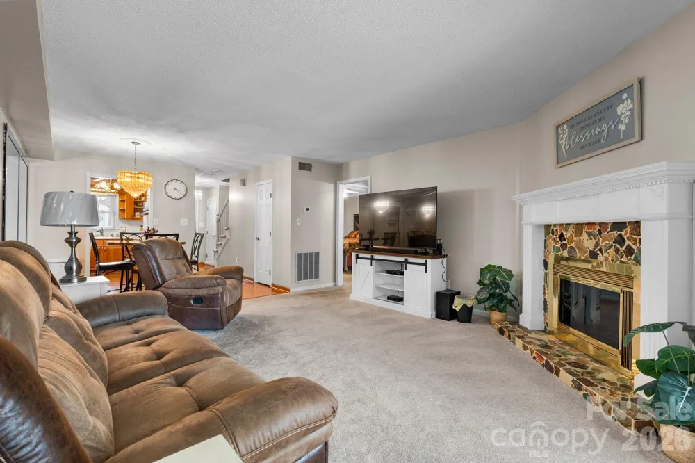1330 5th Street NE #11 Hickory, NC 28602