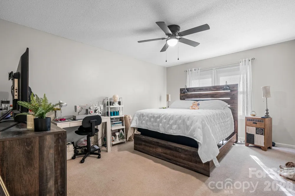 1330 5th Street NE #11 Hickory, NC 28602