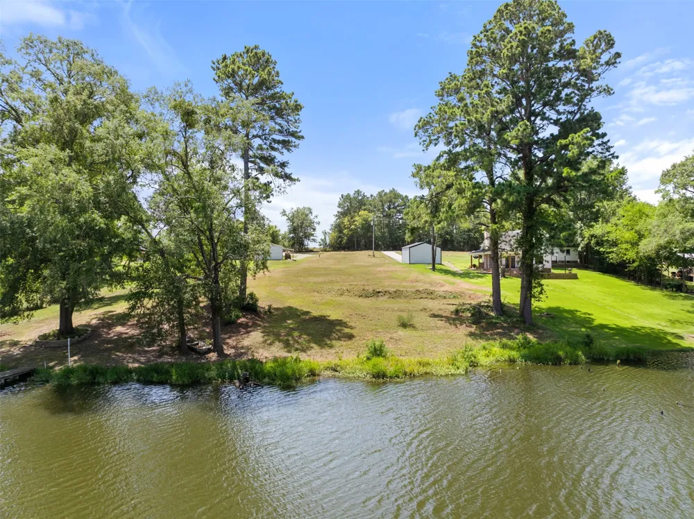 19921 Southside Circle Winona, TX 75792