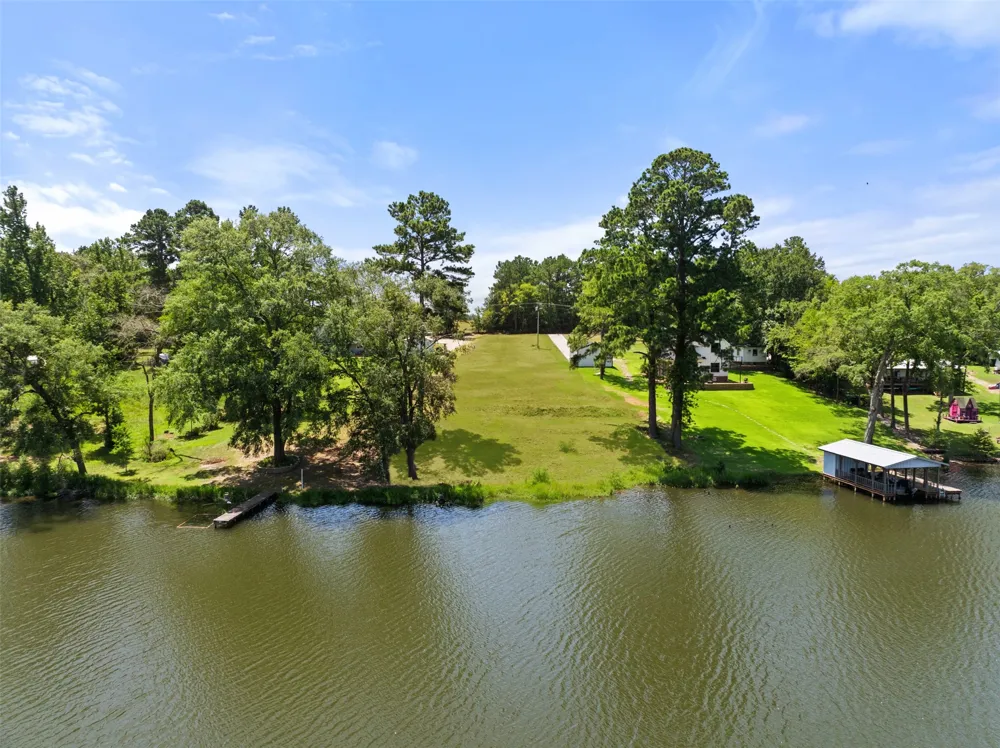 19921 Southside Circle Winona, TX 75792