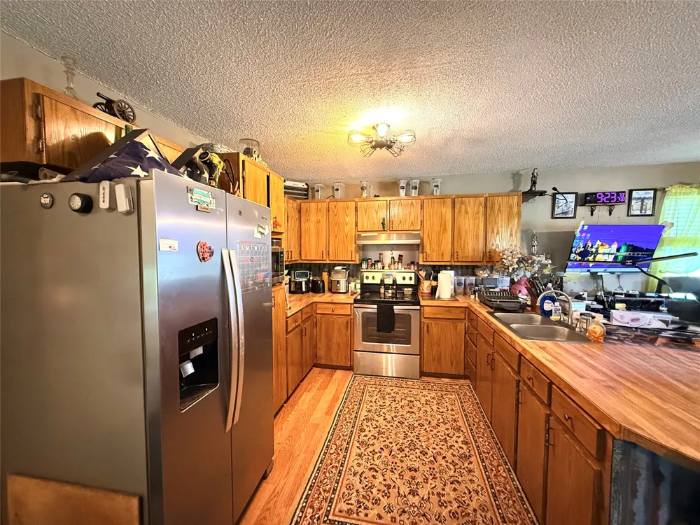 1133 Rs County Road 1525 Point, TX 75472