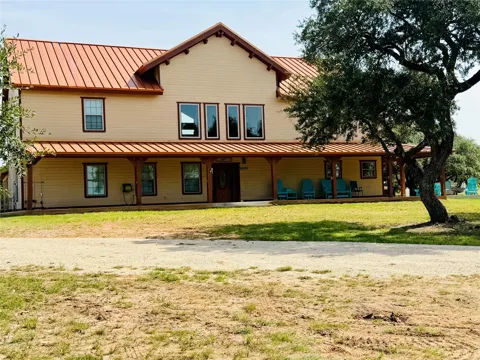 10395 County Road 454