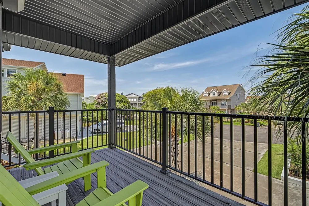 1047 Long Reach Drive Tiki Island, TX 77554