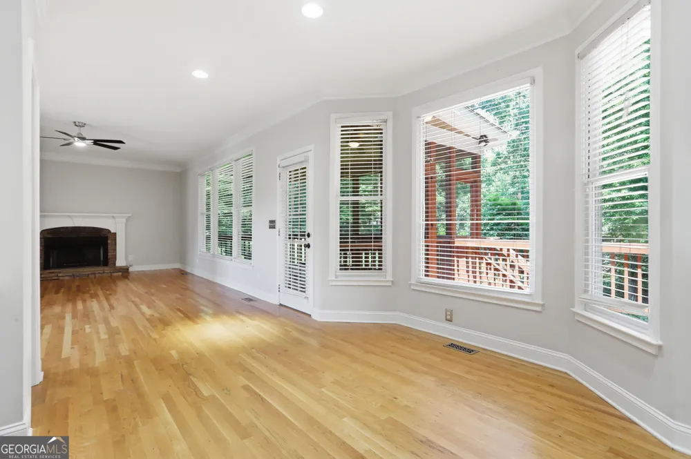 355 Chelsey CT Alpharetta, GA 30004