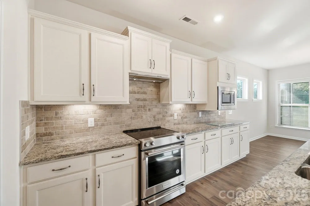 1620 Red Leaf Drive Fort Mill, SC 29715
