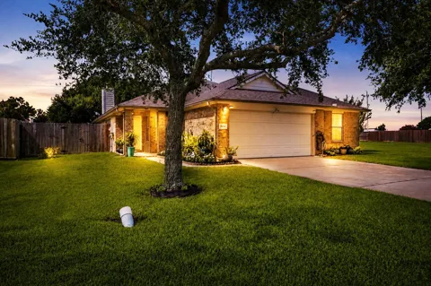 3204 Meadow Bay Lane