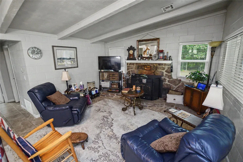 30005 Hwy 82 Cookson, OK 74427