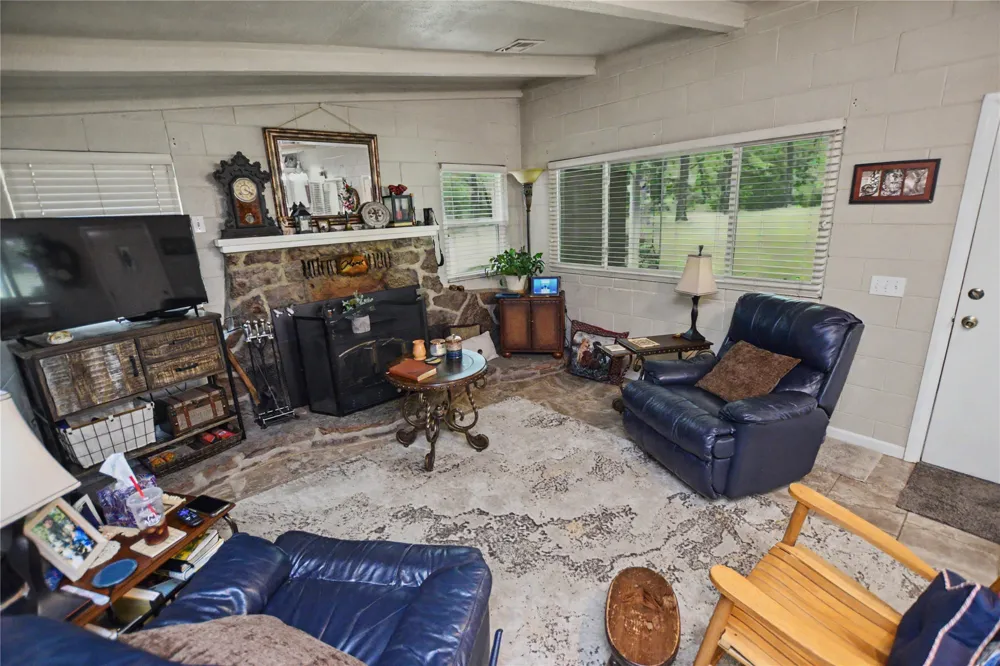 30005 Hwy 82 Cookson, OK 74427