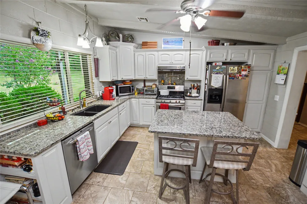30005 Hwy 82 Cookson, OK 74427