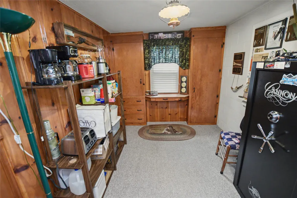 30005 Hwy 82 Cookson, OK 74427