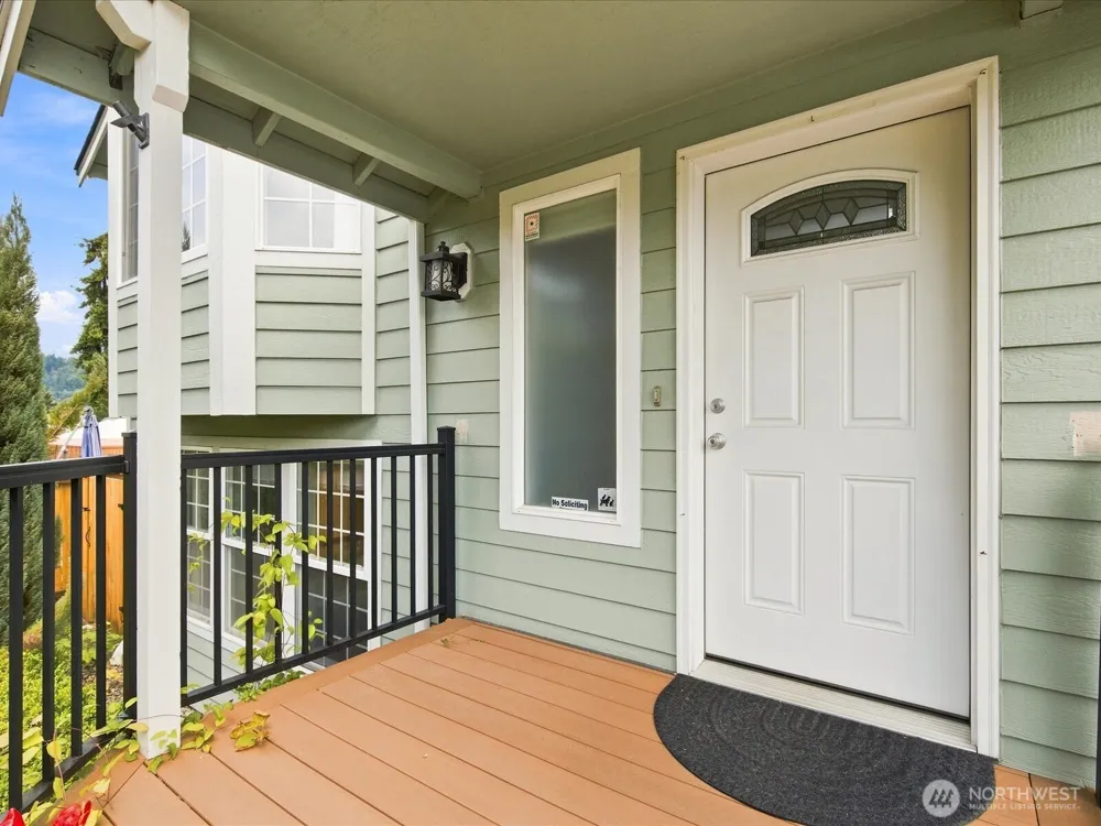 206 Orting Avenue NW Orting, WA 98360