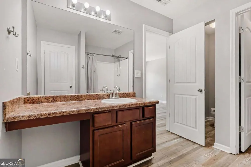 2700 Haynescrest DR Grayson, GA 30017