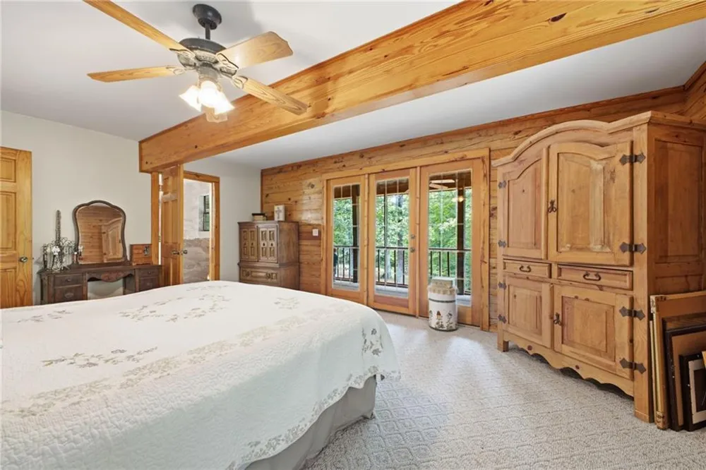 206 Henson Road SW Cave Spring, GA 30124