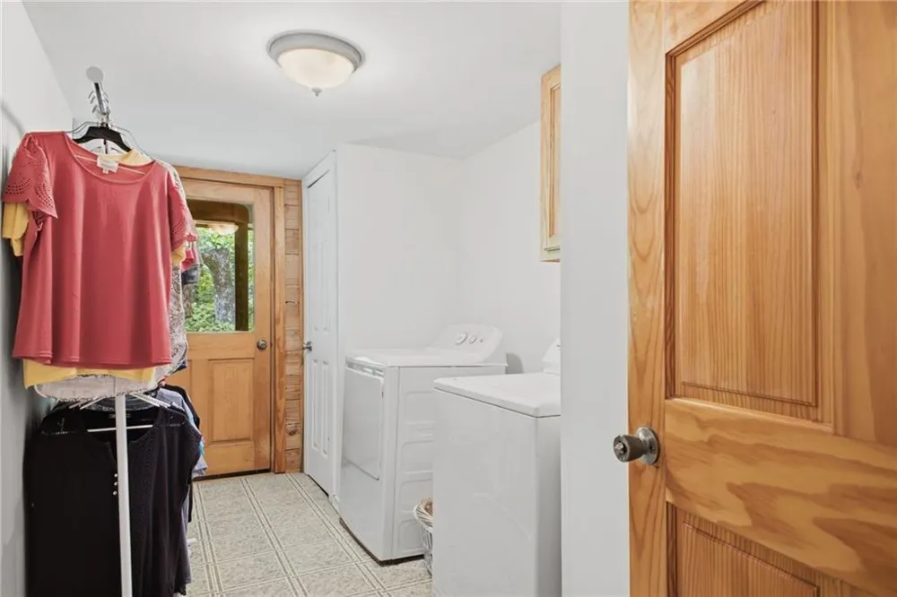 206 Henson Road SW Cave Spring, GA 30124