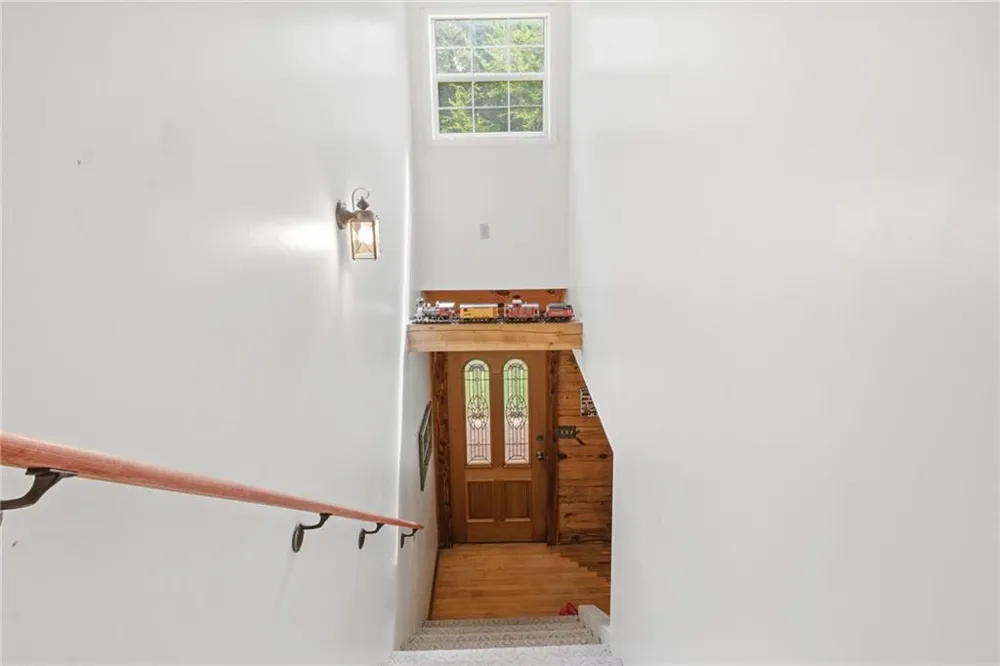 206 Henson Road SW Cave Spring, GA 30124