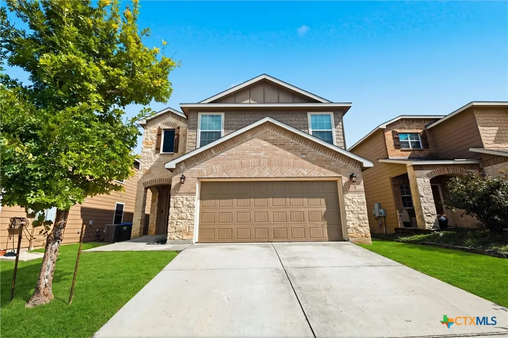 416 Auburn Park Selma, TX 78154