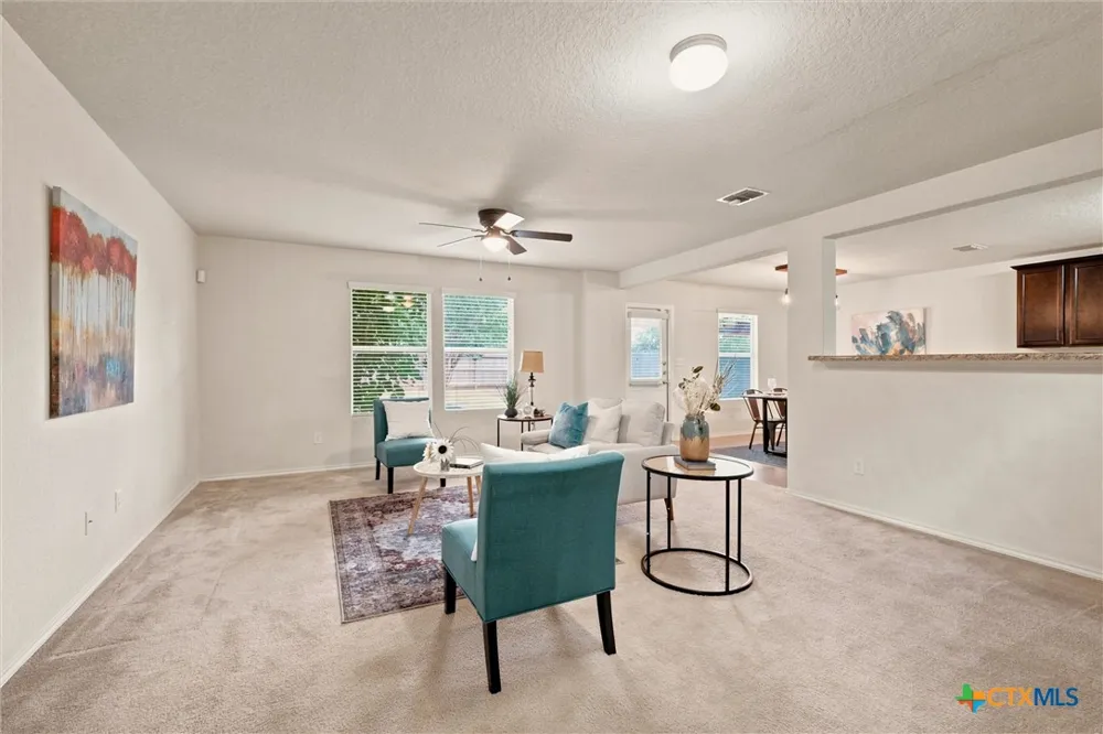 416 Auburn Park Selma, TX 78154