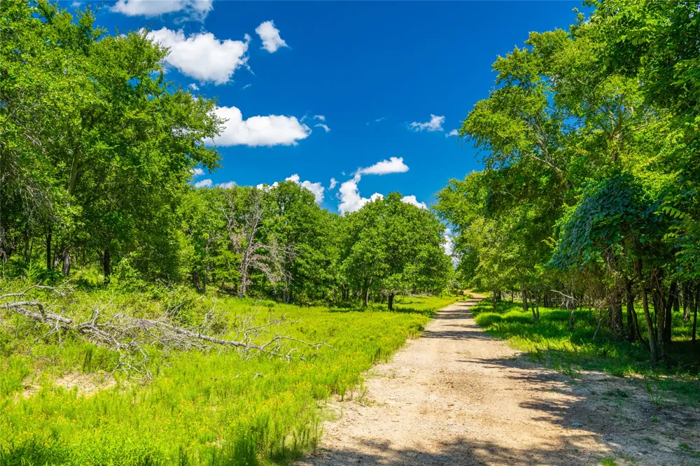 2502 386 ROAD Wetumka, OK 74883
