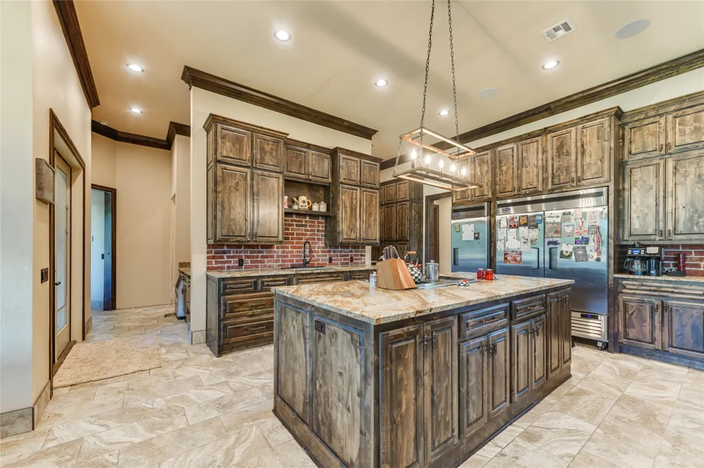 2502 386 ROAD Wetumka, OK 74883