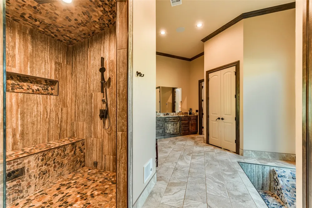 2502 386 ROAD Wetumka, OK 74883