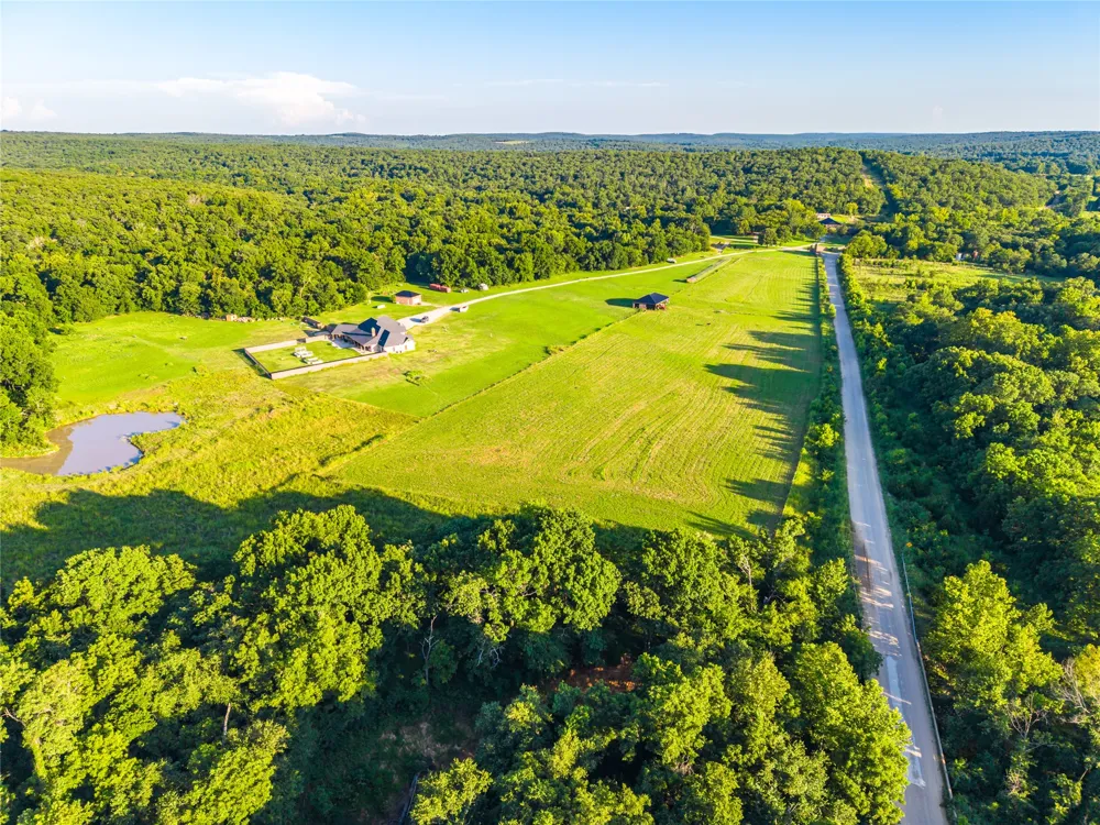 2502 386 ROAD Wetumka, OK 74883