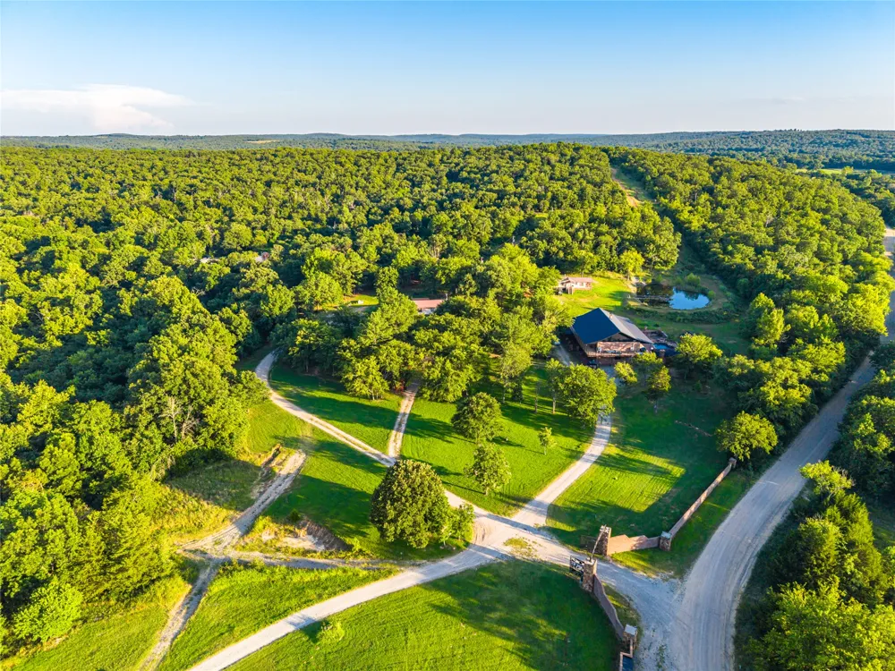 2502 386 ROAD Wetumka, OK 74883