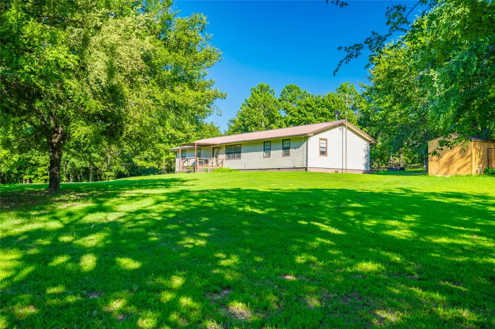 2502 386 ROAD Wetumka, OK 74883