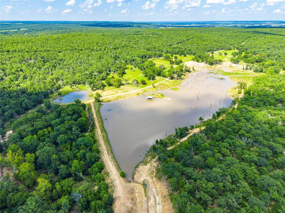 2502 386 ROAD Wetumka, OK 74883